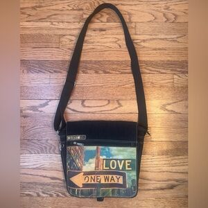 Insiders 1 Trendy New York One Way/Love Unisex Messenger Bag Made In Brooklyn
